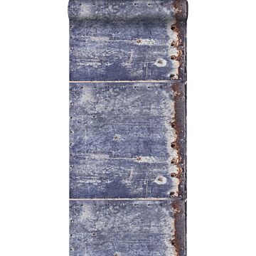 papel pintado placas de metal azul y marrón de ESTAhome
