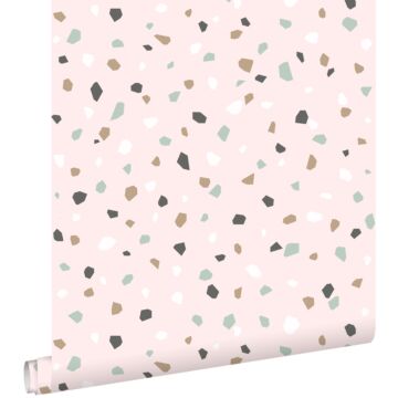 papel pintado terrazo rosa suave, blanco y menta verde de ESTAhome
