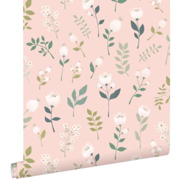 papel pintado flores rosa suave, verde y blanco de ESTAhome