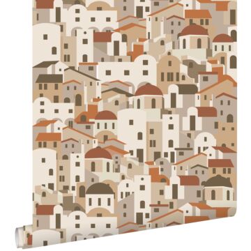 papel pintado casas mediterráneas beige y rojo barro cocido de ESTAhome