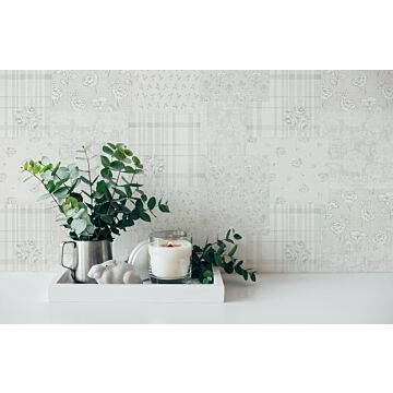 papel pintado diseño floral gris y blanco de Livingwalls